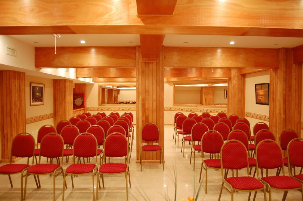 Hotel Tierra Del Fuego Ushuaia Esterno foto