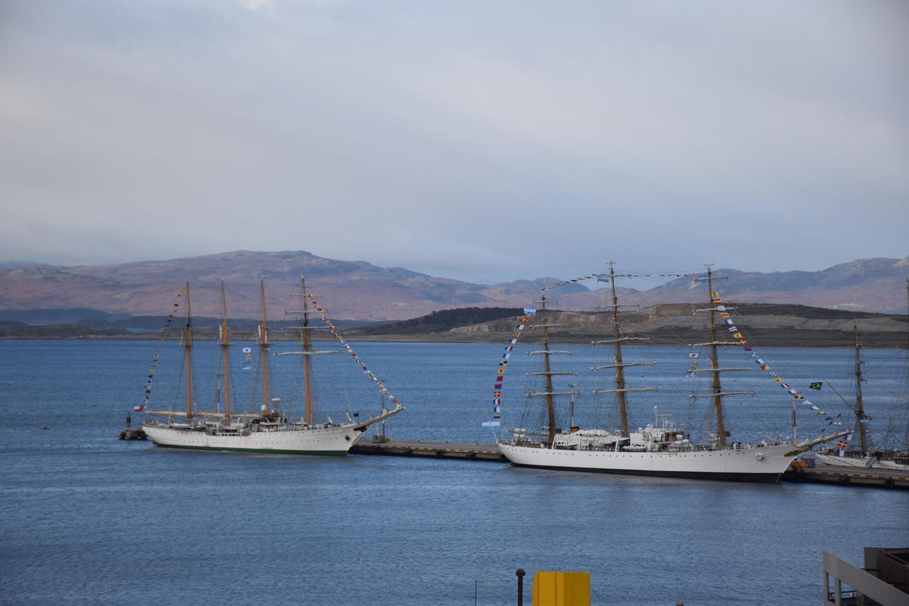 Hotel Tierra Del Fuego Ushuaia Esterno foto