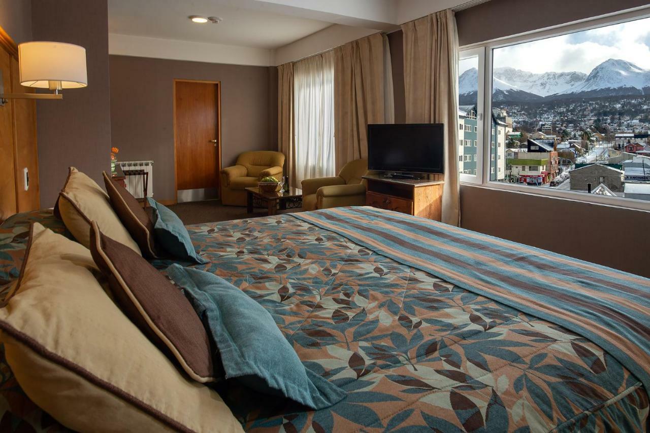 Hotel Tierra Del Fuego Ushuaia Esterno foto